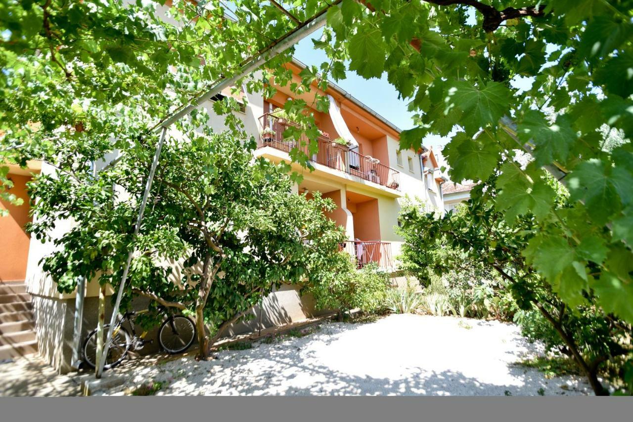 Mihaela Apartment Задар Екстериор снимка